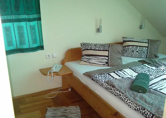 Hotell Korona Szallo *