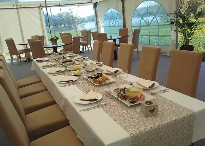 Korona Szallo Hotell *