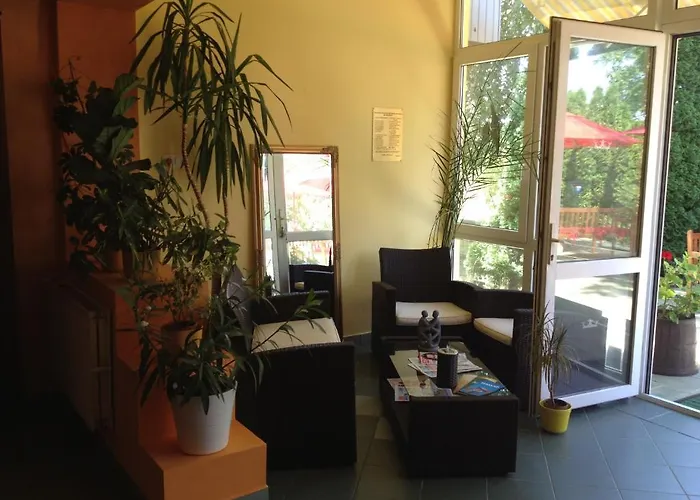 Korona Szallo Hotell *